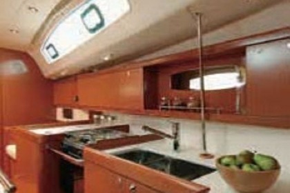 BENETEAU OCEANIS 43