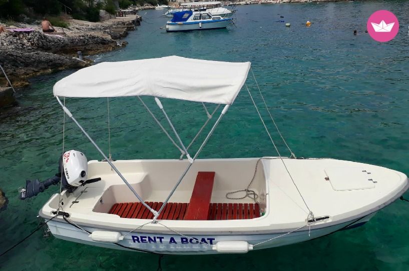 Motorboat Pasara 400 for hire