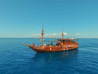 Charter Sailboat 2018 Phinisi Boat Komodo