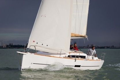 Charter Sailboat Dufour Dufour 360" Tyroma" Arzon