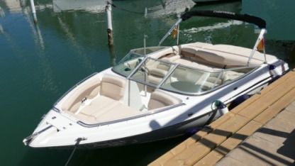 Charter Motorboat Chaparral 204 Empuriabrava
