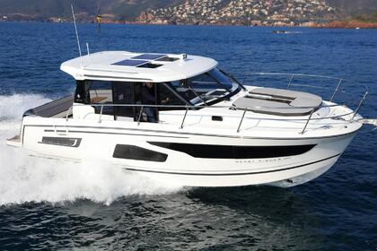 Charter Motorboat Jeanneau Merry Fisher 1095 Naples
