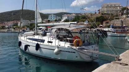 Rental Sailboat Bavaria Cruiser 37 Athens