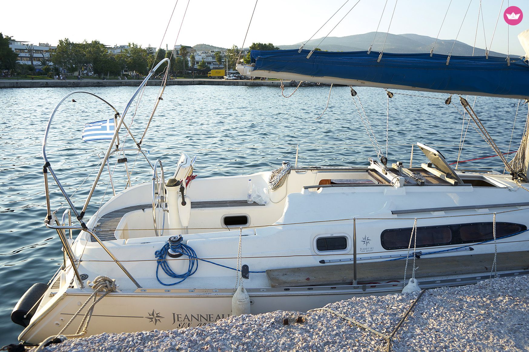 Jeanneau Sun Odyssey 32.2 in Athens  