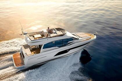 Rental Motor yacht Prestige 520 Bormes-les-Mimosas