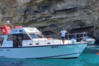 Rental Motorboat Gozo Built Cruiser Saint Paul's Bay