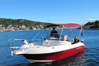 Charter Motorboat Atlantic Marine Atlantic 650 WA Vinišće