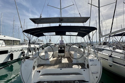 Hire Sailboat Bavaria Bavaria Cruiser 51 Sukošan