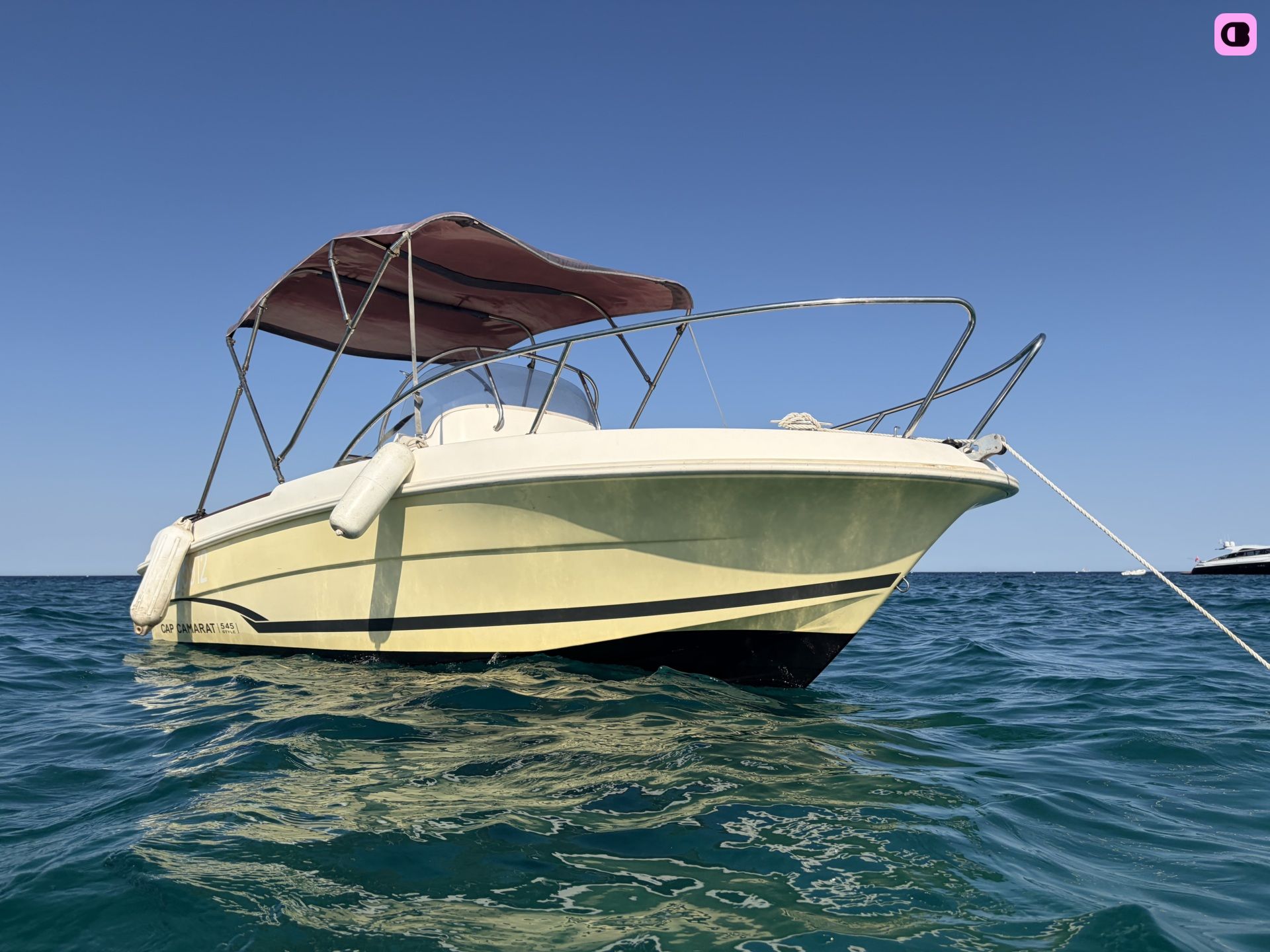 Bateau à moteur Jeanneau CAP CAMARAT 545 90cv