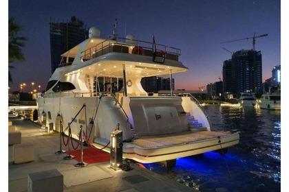 Charter Motor yacht Luxury Yacht Luxury Yacht 90FT Dubai