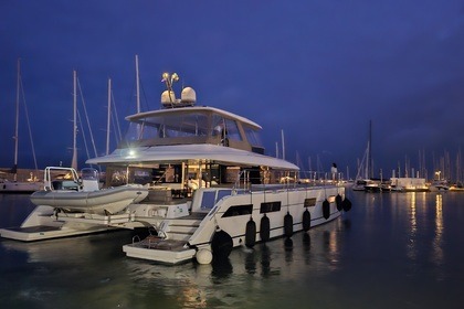 Hire Catamaran Lagoon LAGOON 630 MY Ibiza