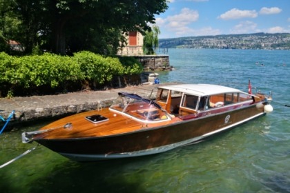 Charter Motorboat Cantiere Motonautico Veneziano Zürich