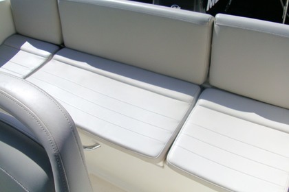Rental Motorboat QUICKSILVER ACTIV 535 Antibes