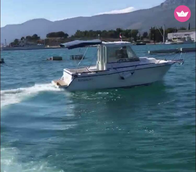 Miete Motorboot 2006 Antares 630 Split