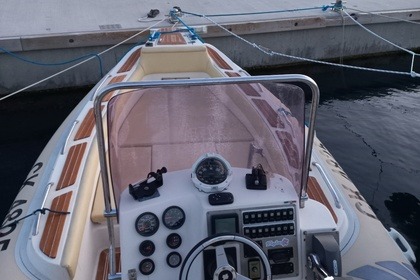 NAUTICA FUTURA ZEUS 7 METERS 200 HP