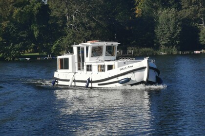 Alquiler Casas flotantes Locaboat Pénichette 935 W Llanura Lacustre Mecklemburguesa