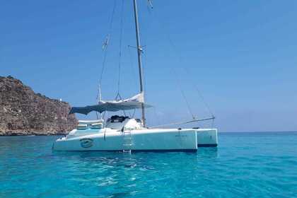 Rental Catamaran FOUNTAINE PAJOT CORNEL 26 La Savina