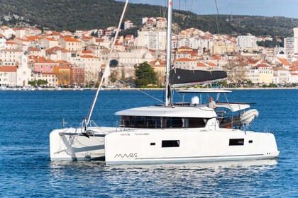 Aluguel Catamarã Lagoon-Bénéteau Lagoon 42 - 4 + 2 cab. Šibenik
