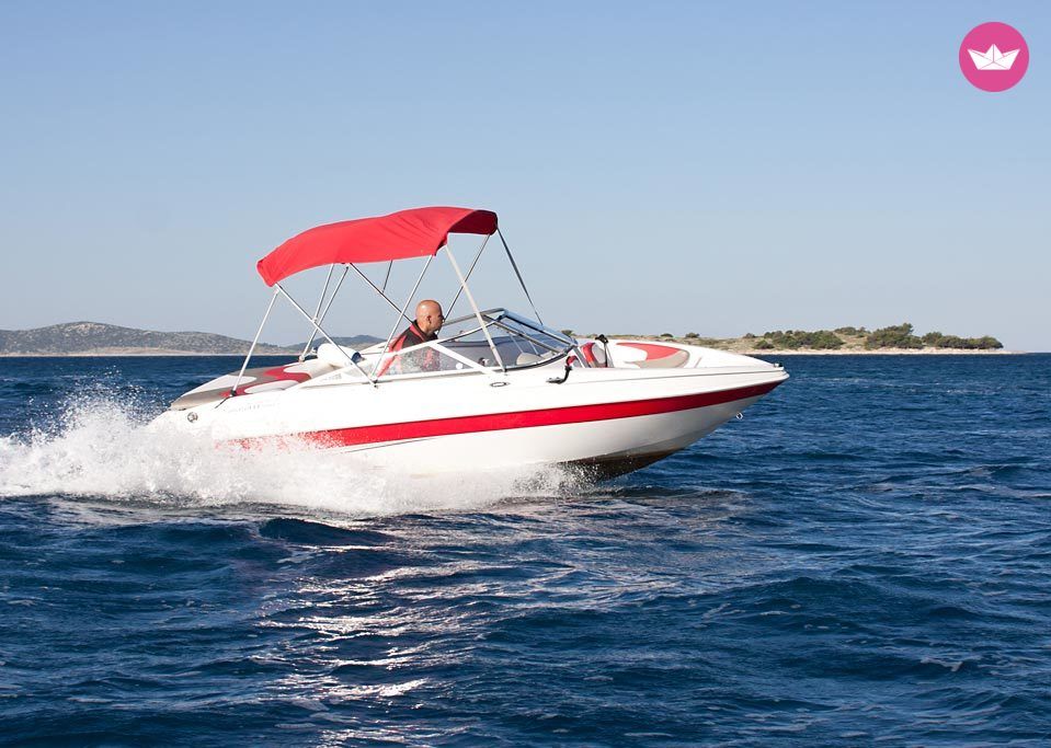 Motorboat Glastron Mx 185 Bowrider for hire
