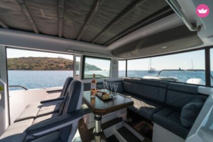 Vice Nomad - Axopar 37