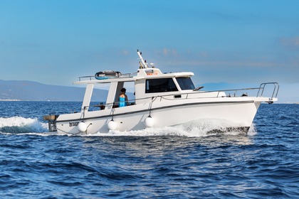 Hire Motorboat Marservis Fisherline 35 Rabac