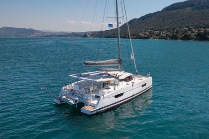 Charter Catamaran Fountaine Pajot ISLA 40 Athens