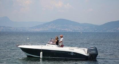 Miete Motorboot Pacific Craft Open North Shore Hyères