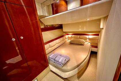 Fairline 50 Amilla Yacht