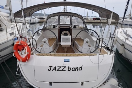 Hyra båt Segelbåt Bavaria Yachtbau Bavaria Cruiser 37 - 3 cab. Pirovac