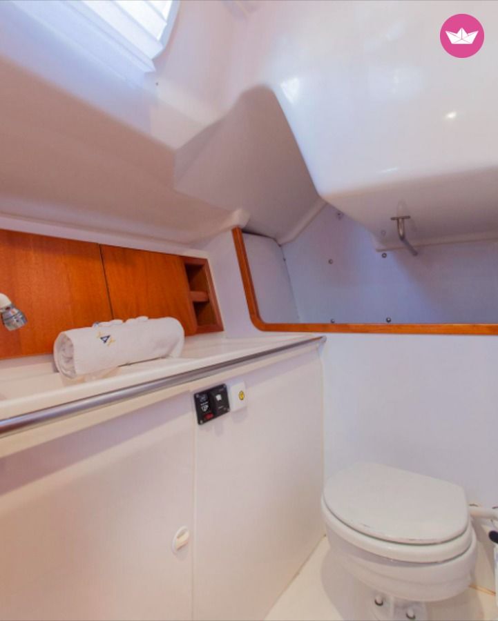 Zeilboot Elan 333 te huur