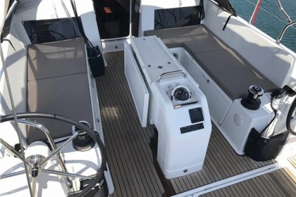 Sun Odyssey 440 2019