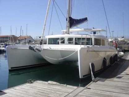 Location Catamaran Lagoon Lagoon 420 Saint-Laurent-du-Var
