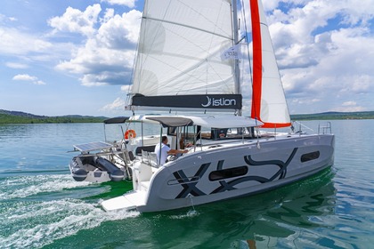 Location Catamaran Excess Excess 11 - 4 + 1 + 1 cab. Tunas do Paraná