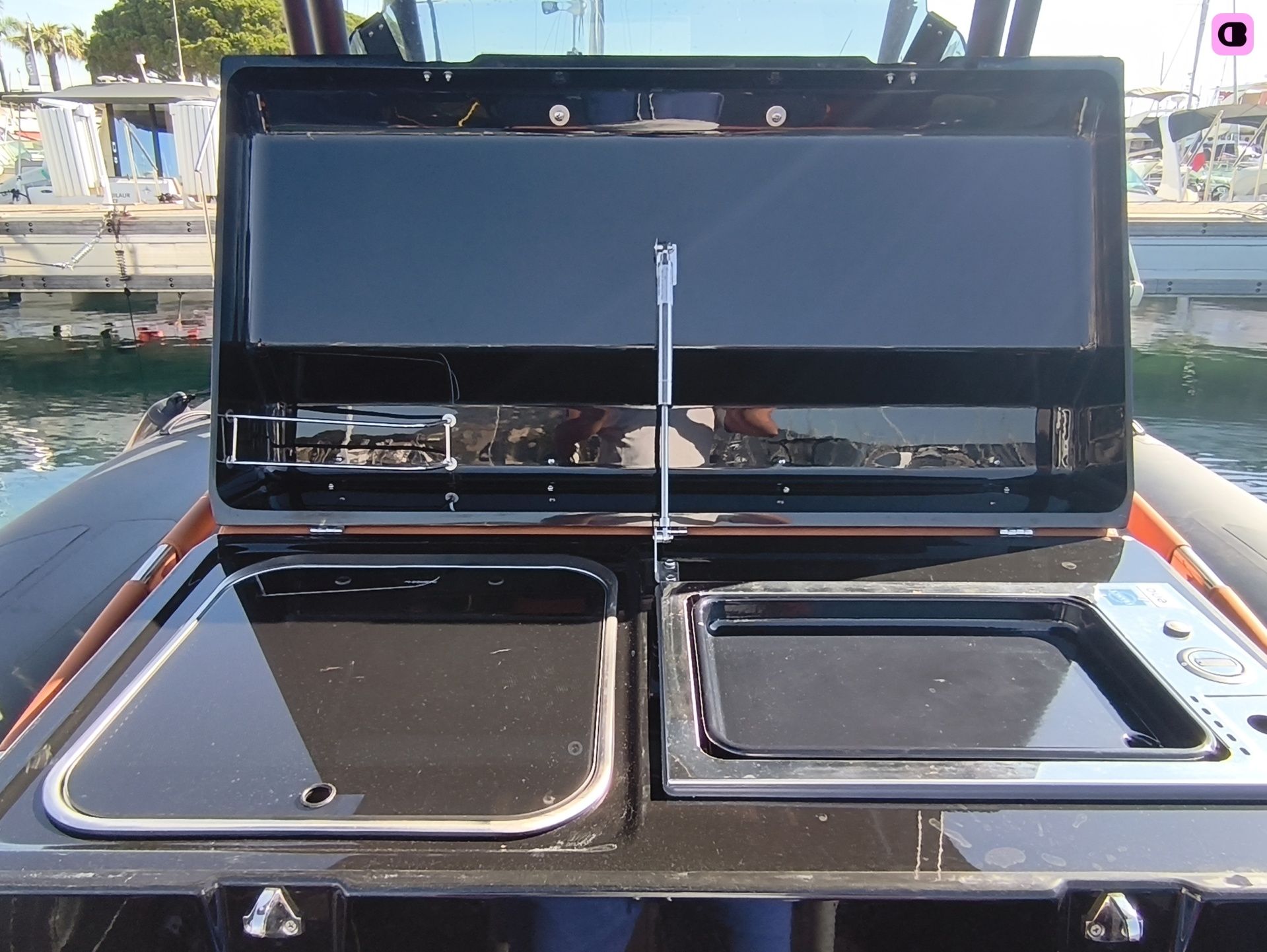 Bateau à moteur Brig Eagle Eagle 10 700cv 7
