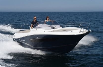 Location Bateau à moteur Jeanneau Cap Camarat Saint-Laurent-du-Var