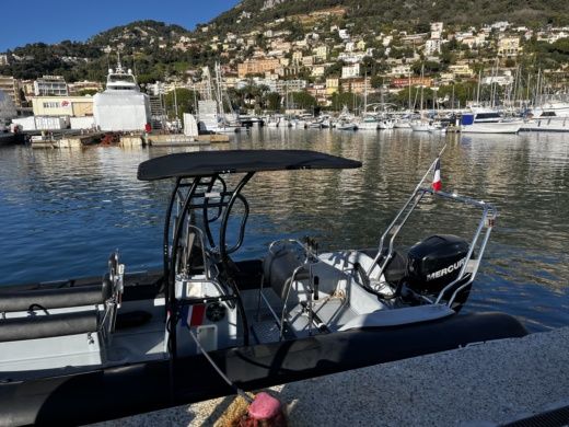 Charter Valiant 760 Sport Fishing RIB (2013) in Nice - Click&Boat