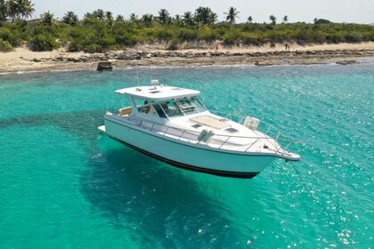 Charter Motor yacht Tiara 4000 Express Fajardo
