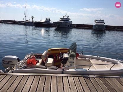 Charter Motorboat Capelli Cap 17 Mandelieu-La Napoule