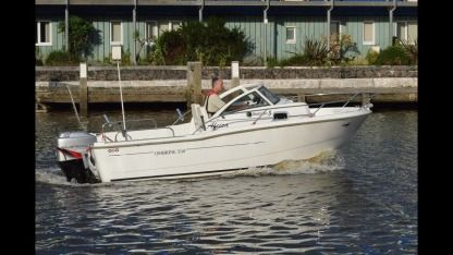 Location Bateau à moteur Beneteau Ombrine 550 Carantec