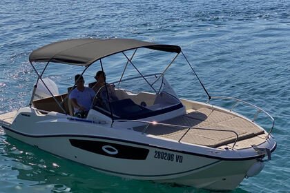 Чартер Моторная яхта Quicksilver Quicksilver 675 Sundeck Трибунь