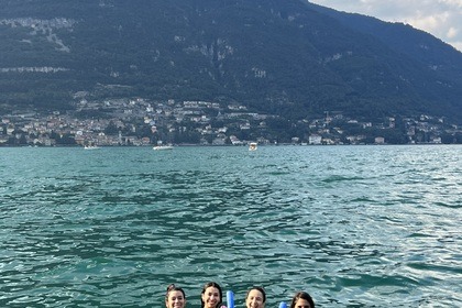 Como Lake Boat Ride with skipper