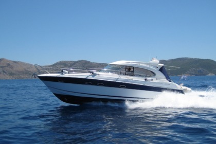 Charter Motorboat BAVARIA 37 HT Spetses