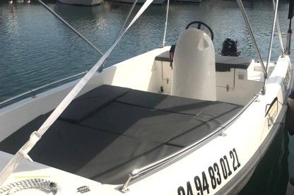 Location Bateau à moteur Karel V160 Cargèse