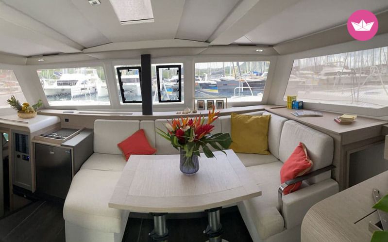 Catamaran ISLA 40 (4 CAB + 1 /  2 SDB) 11m 7