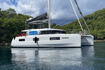 Catamarano Lagoon 46