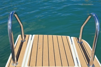 Beneteau Flyer 8 SUNdeck