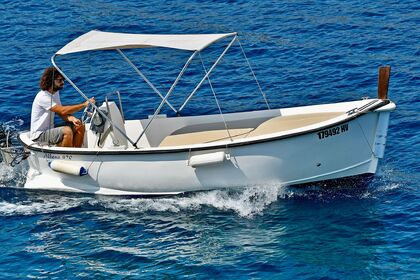 Charter Motorboat Albona 470 Hvar