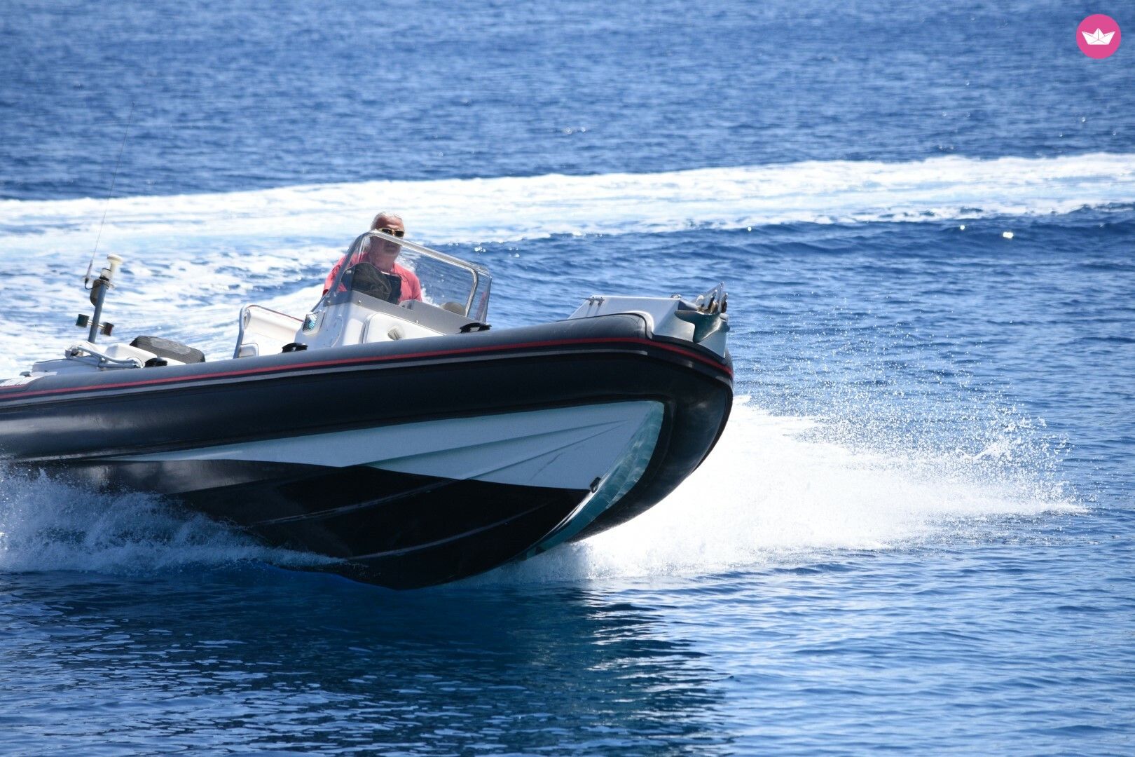 Semi-rigide Scorpion 27 300cv 7