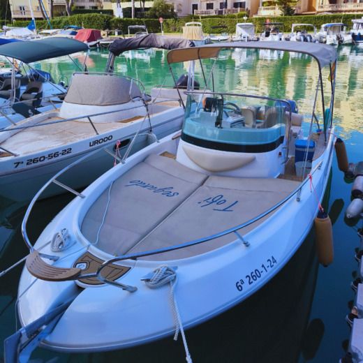 Motorboat Cantieri INVICTUS 190 Fx Boot Grundriss