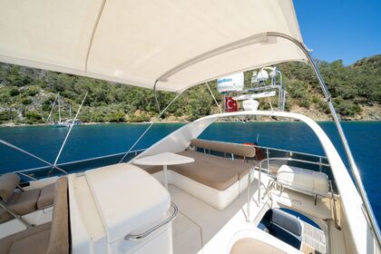 Fairline 59 Motoryacht with a capacity of 6 people